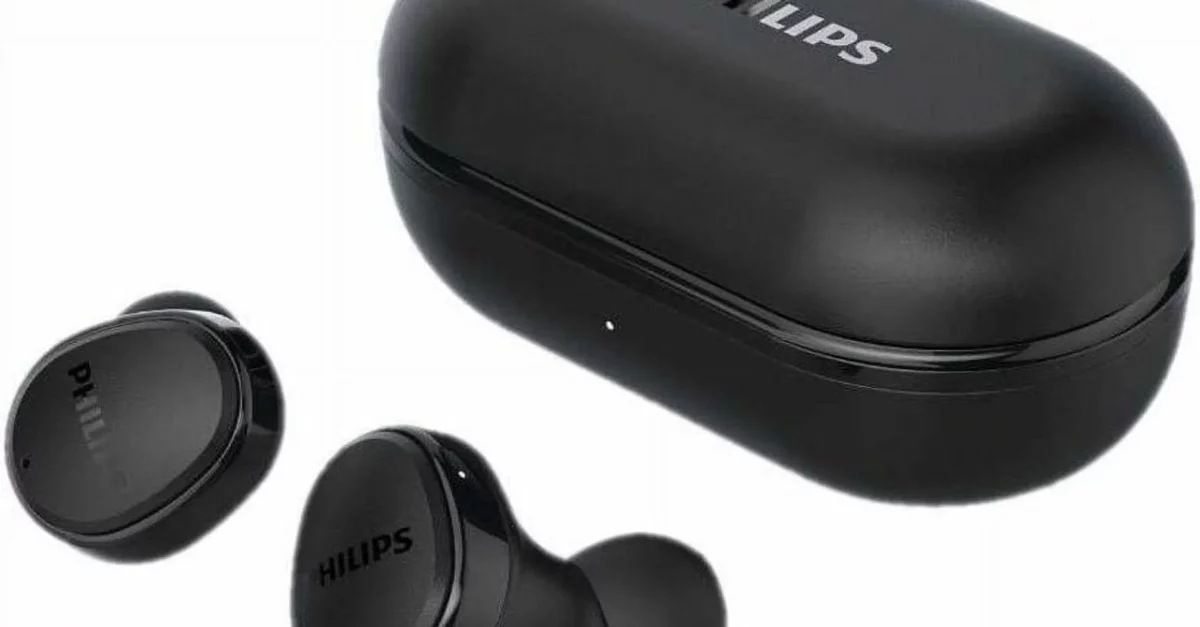Philips T4556 noise canceling earbuds for $29